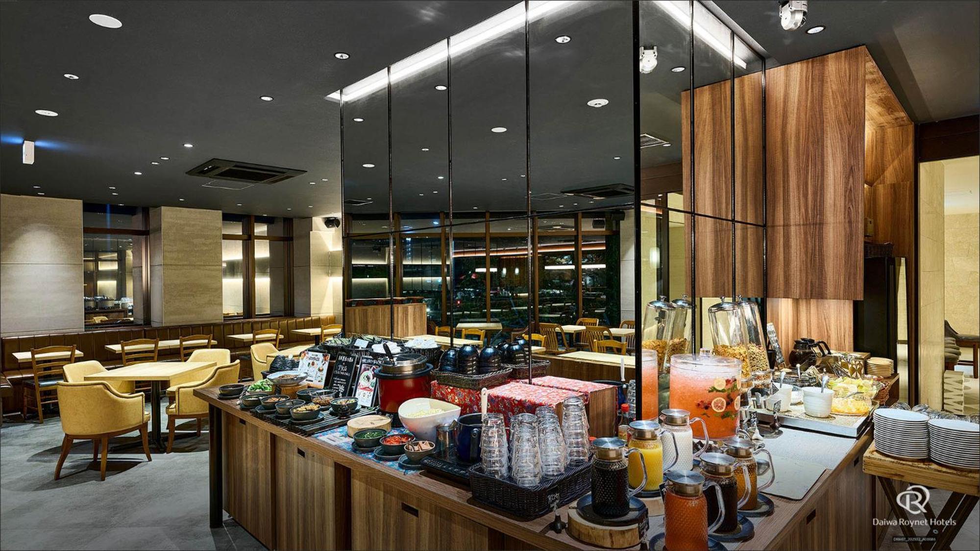 Daiwa Roynet Hotel Naha-Omoromachi Premier Esterno foto